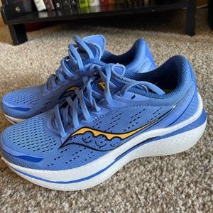Women’s Saucony Endorphin Speed 3